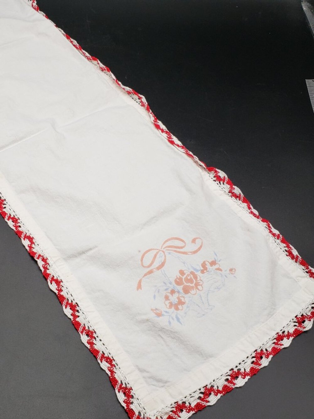 Vintage Linen Table Runner 8"x24" Floral Print Red Crochet Edge Cottage Decor